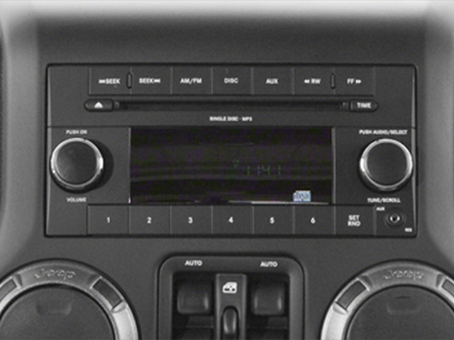 2014 Jeep Wrangler Unlimited Sport photo 3