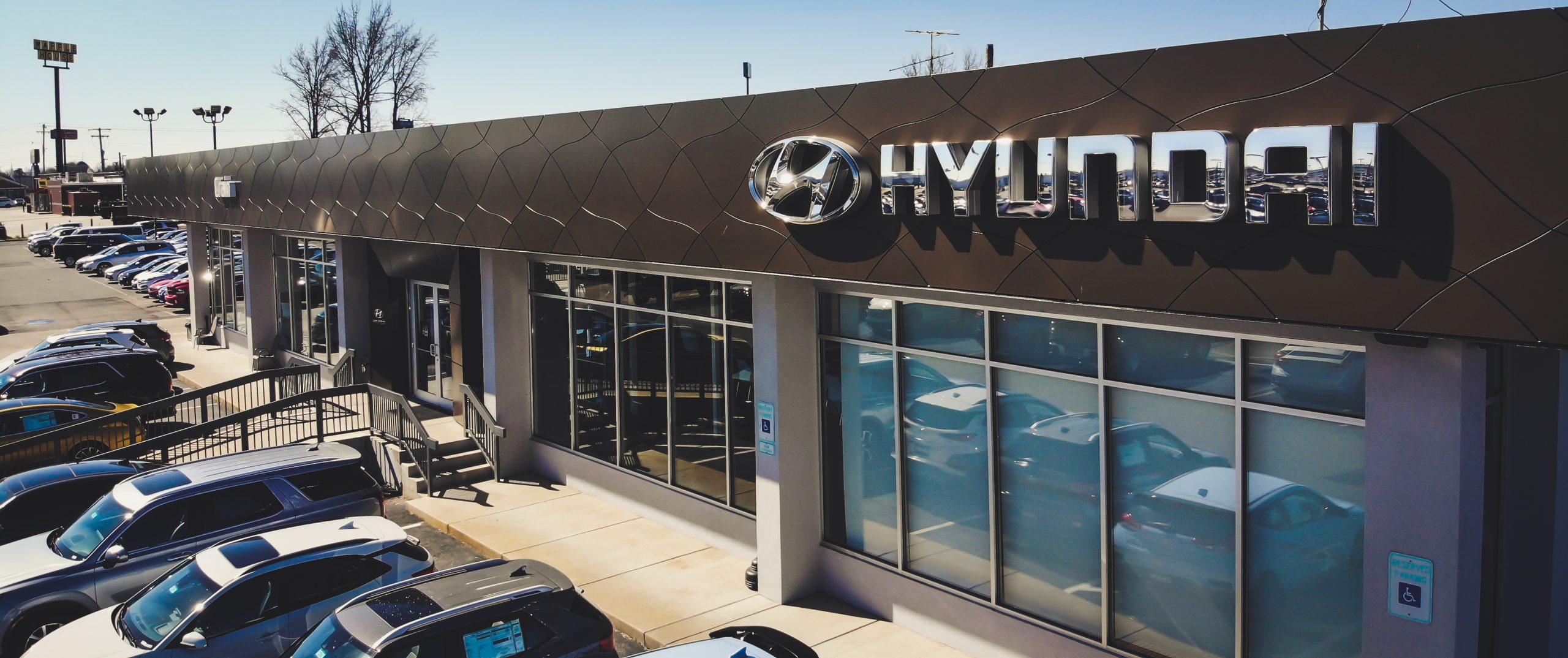 Chris Crain Hyundai in Conway, AR