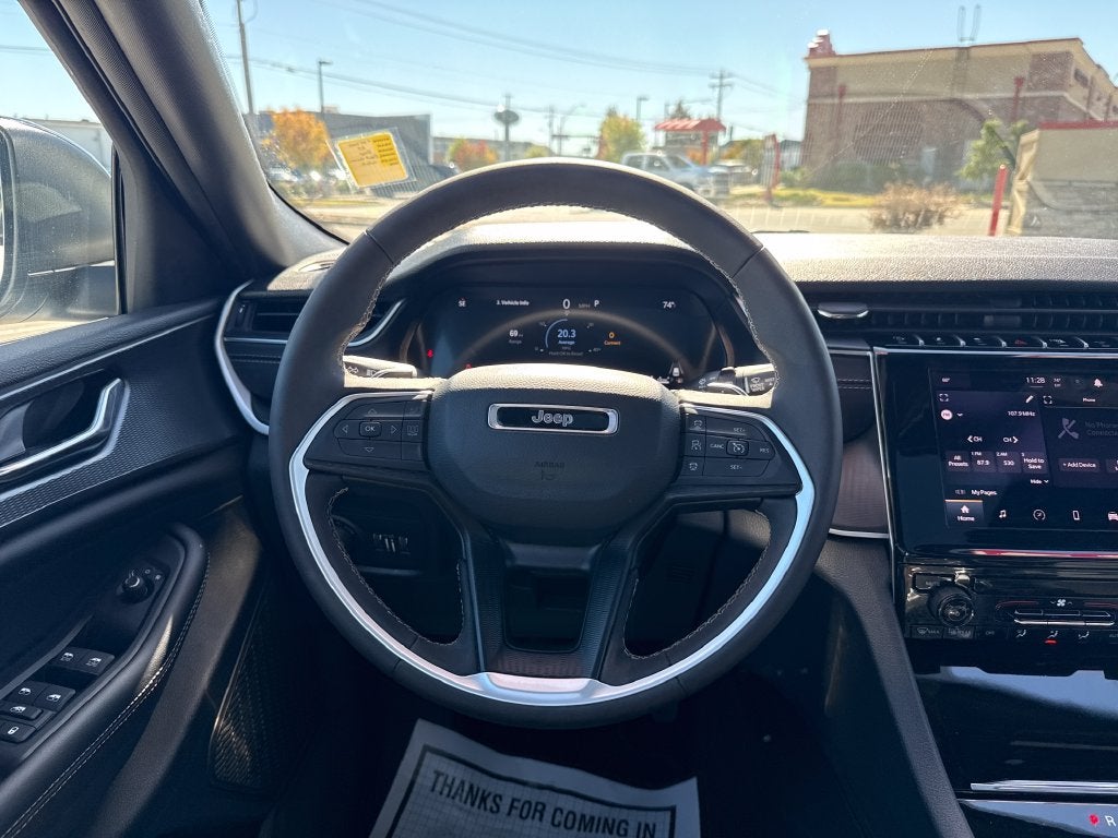 2025 Jeep Grand Cherokee L Laredo