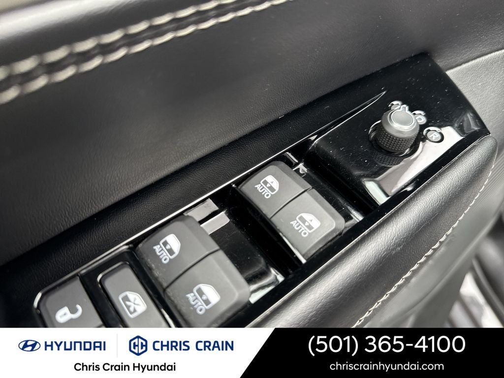 2023 Jeep Wagoneer Base