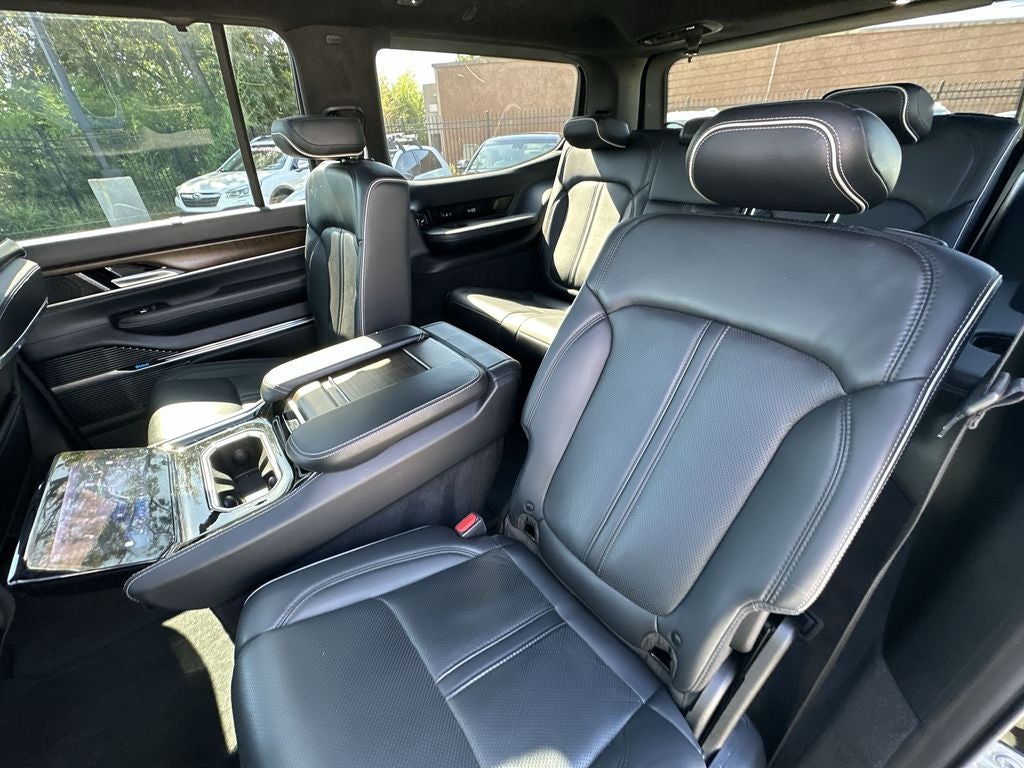 2023 Jeep Grand Wagoneer Series II