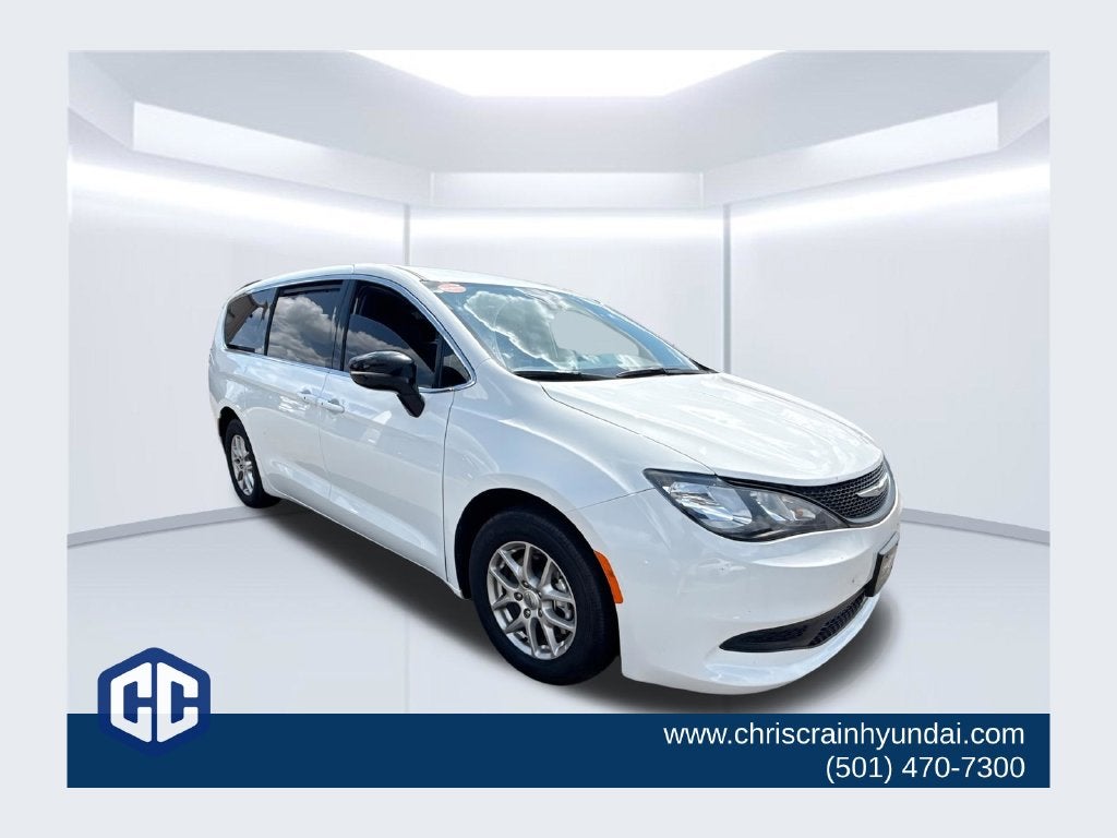 2025 Chrysler Voyager