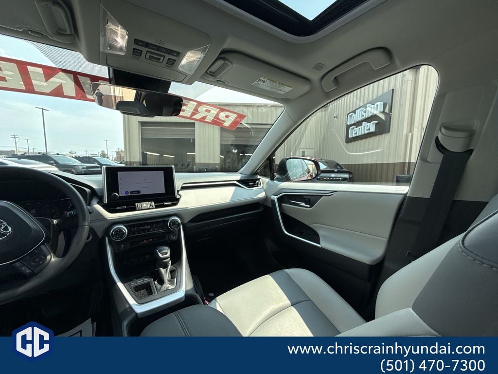 2025 Toyota RAV4 XLE Premium