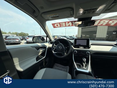 2025 Toyota RAV4 XLE Premium