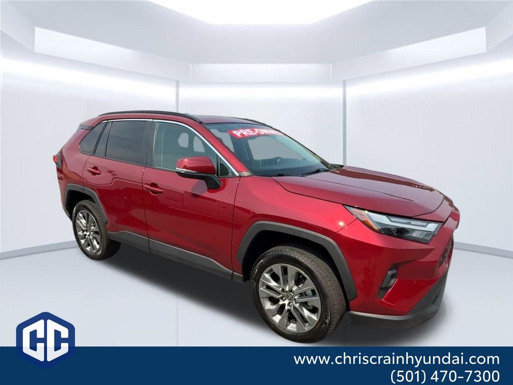 2025 Toyota RAV4 XLE Premium