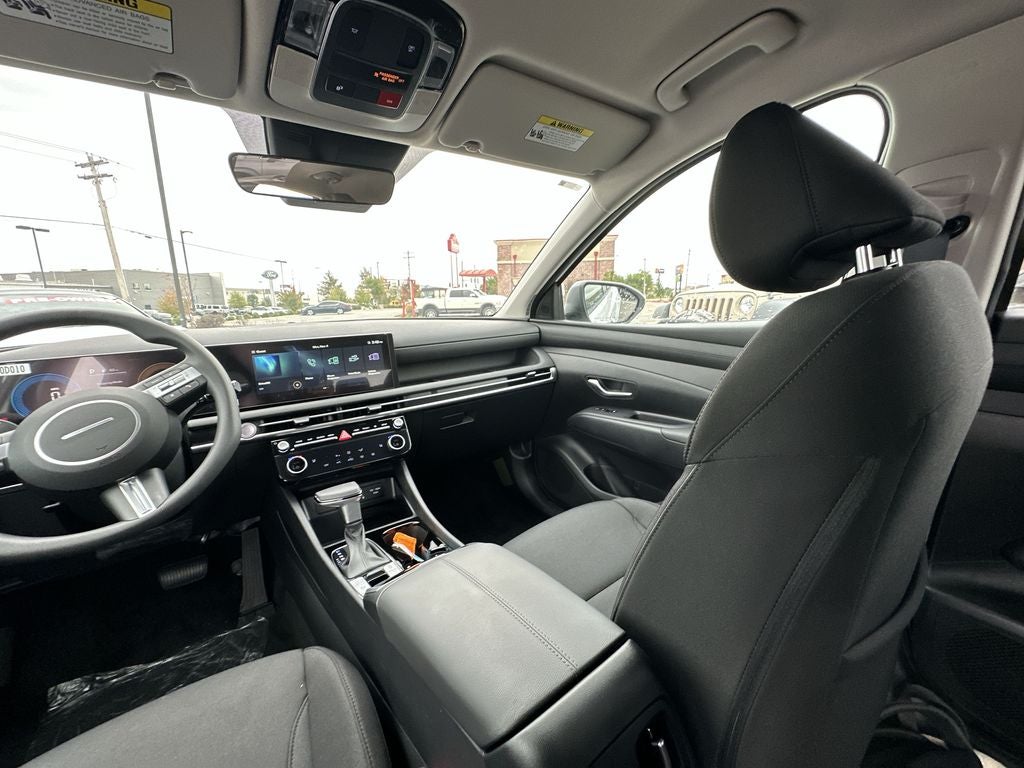 2025 Hyundai TUCSON SEL