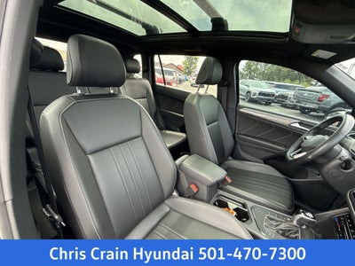 2024 Volkswagen Tiguan 2.0T SE R-Line Black