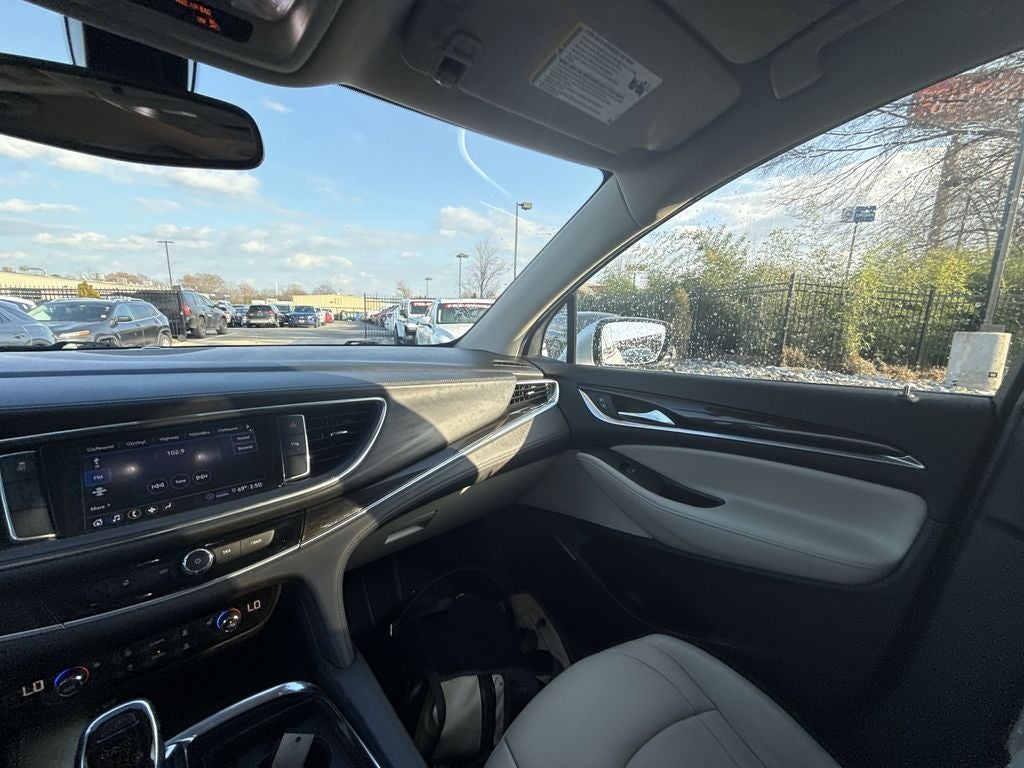 2021 Buick Enclave Essence