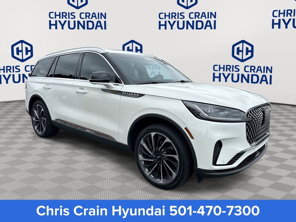 2025 Lincoln Aviator Reserve AWD's photo