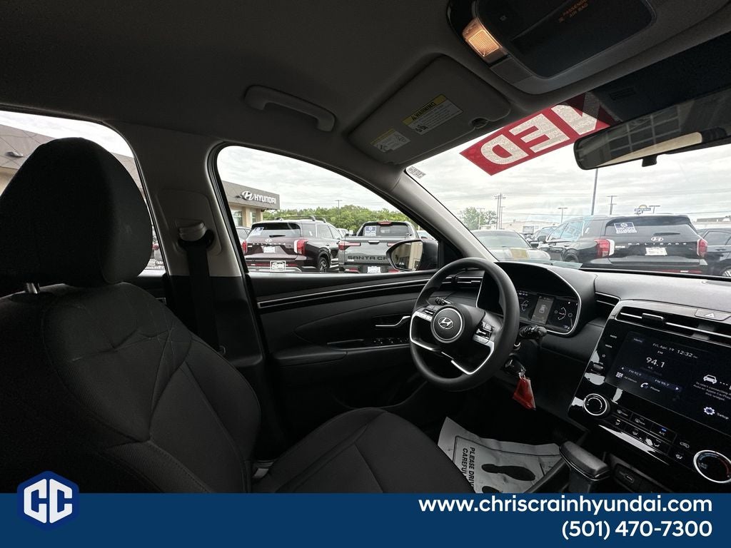 2022 Hyundai TUCSON SE