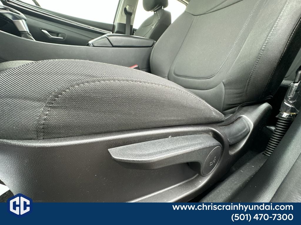 2022 Hyundai TUCSON SE