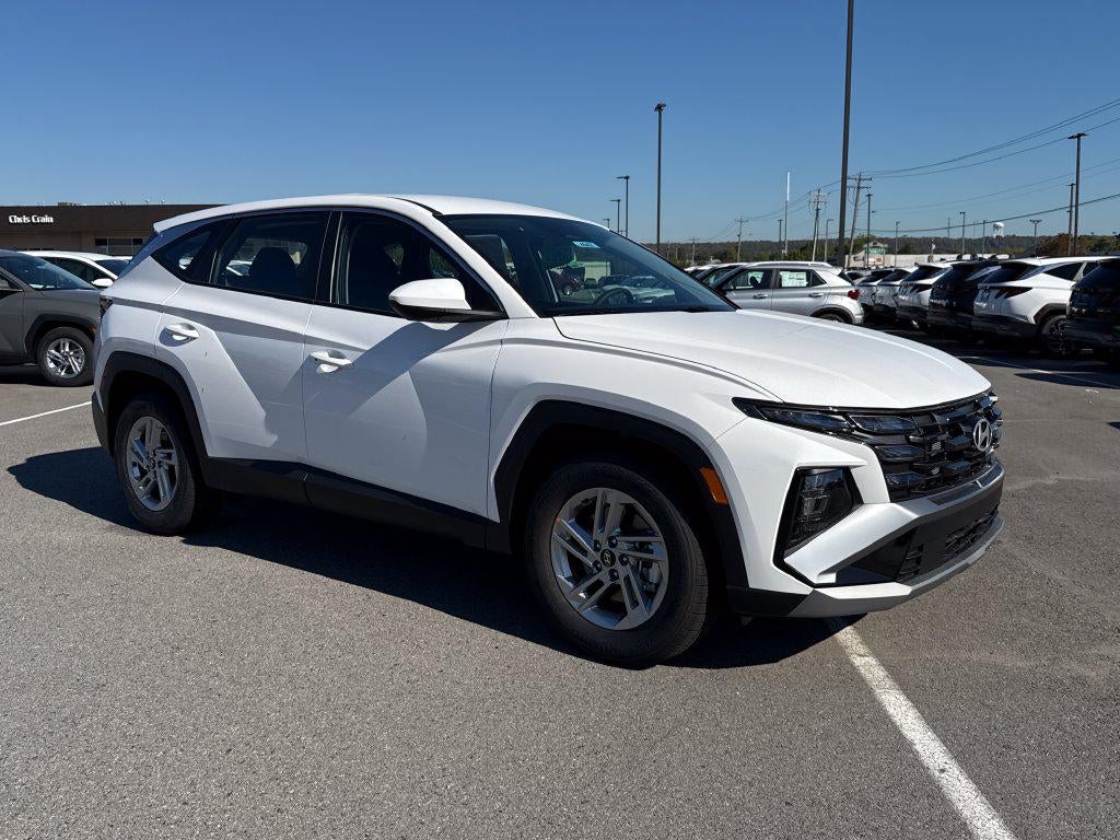 2026 Hyundai TUCSON SE FWD