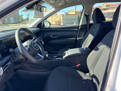 2026 Hyundai TUCSON SE FWD