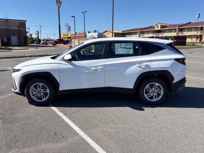 2026 Hyundai TUCSON SE FWD