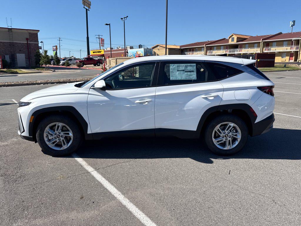 2026 Hyundai TUCSON SE FWD