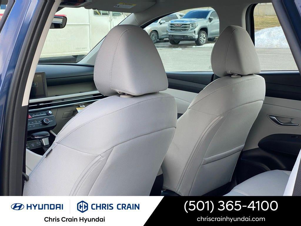 2026 Hyundai TUCSON SE FWD