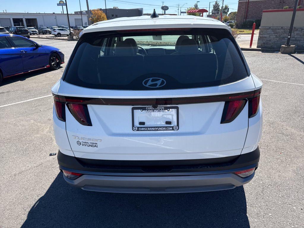 2026 Hyundai TUCSON SE FWD