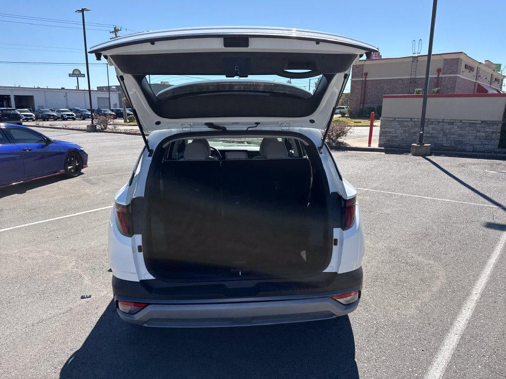 2026 Hyundai TUCSON SE FWD