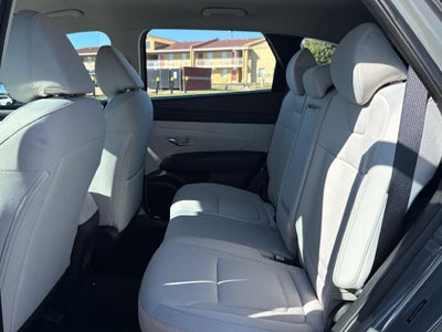 2026 Hyundai TUCSON SE FWD