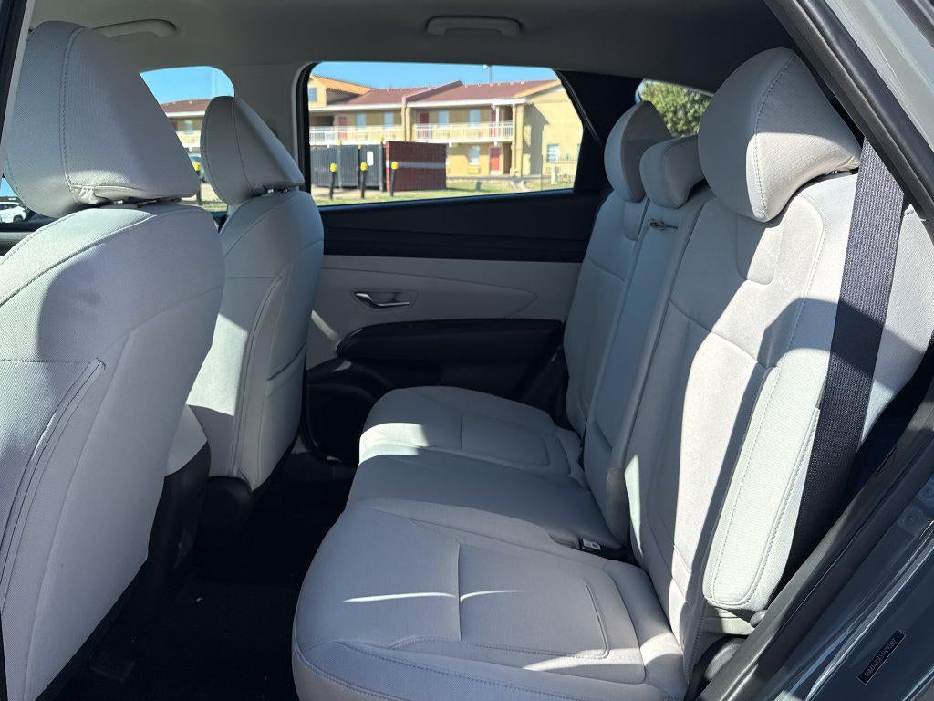 2026 Hyundai TUCSON SE FWD