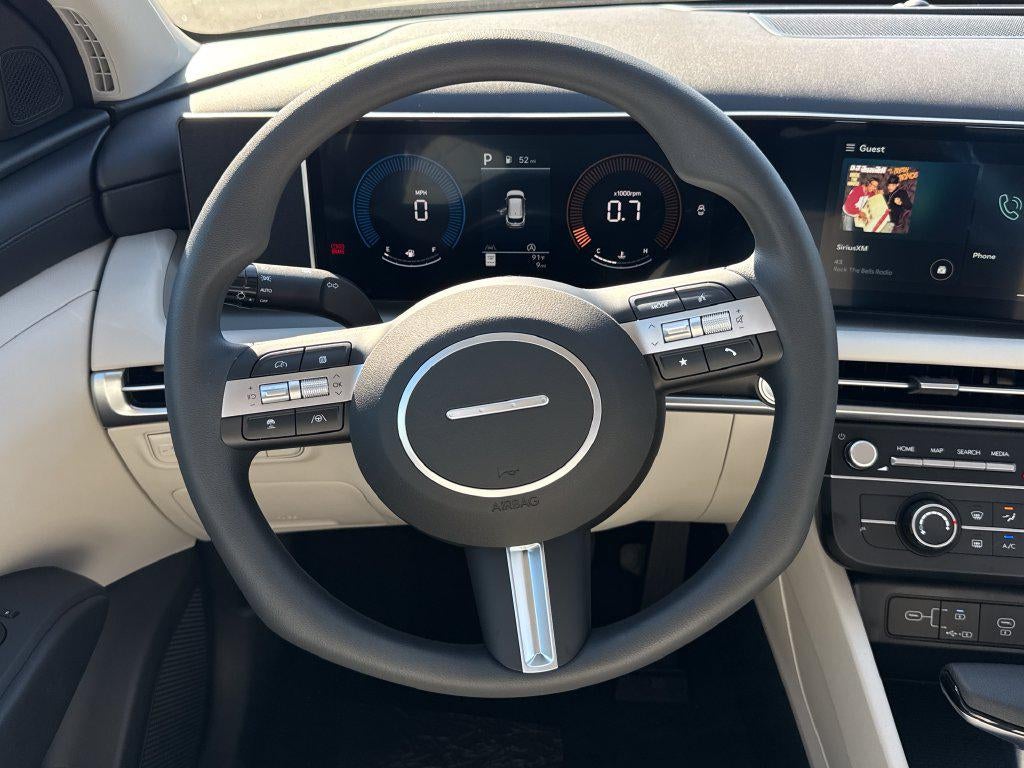 2026 Hyundai TUCSON SE FWD