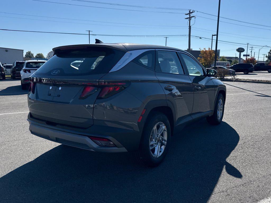 2026 Hyundai TUCSON SE FWD