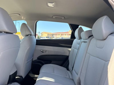 2026 Hyundai TUCSON SE FWD