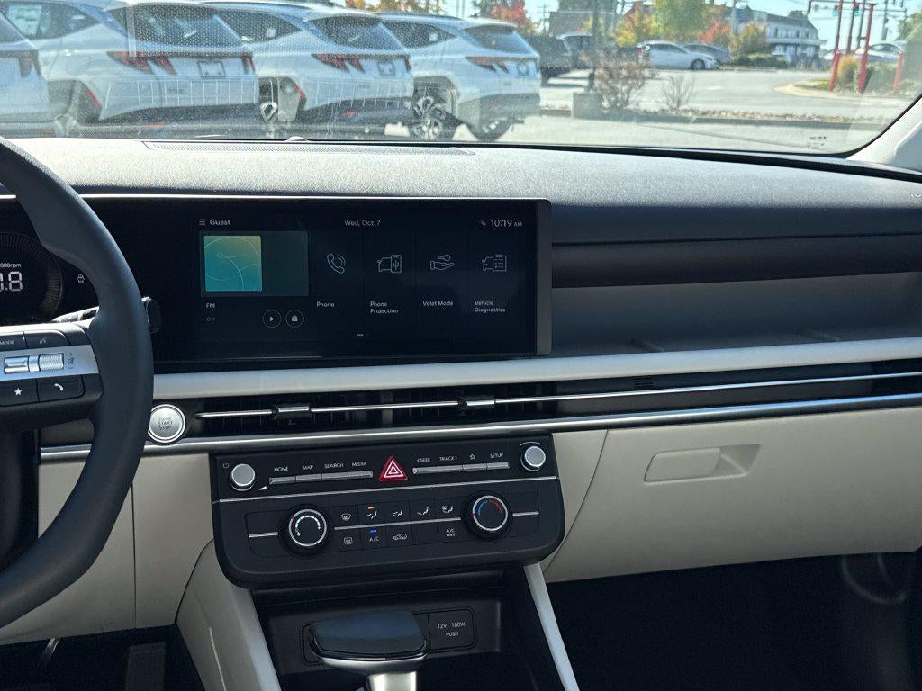 2026 Hyundai TUCSON SE FWD