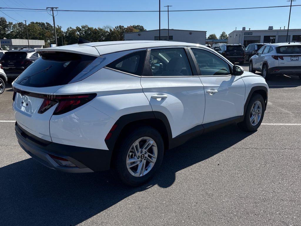 2026 Hyundai TUCSON SE FWD