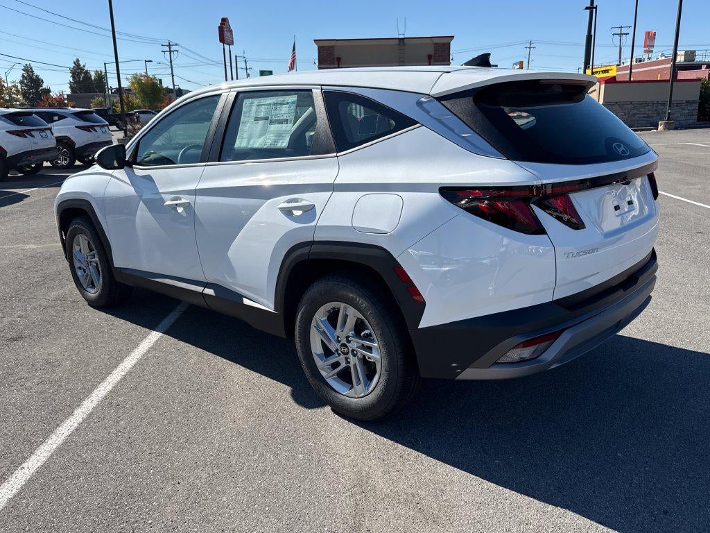 2026 Hyundai TUCSON SE FWD