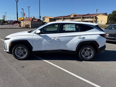 2026 Hyundai TUCSON SE FWD