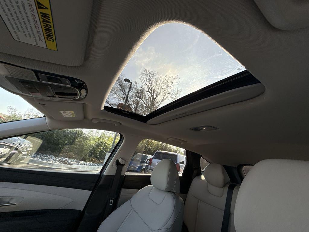 2026 Hyundai TUCSON SEL Premium FWD