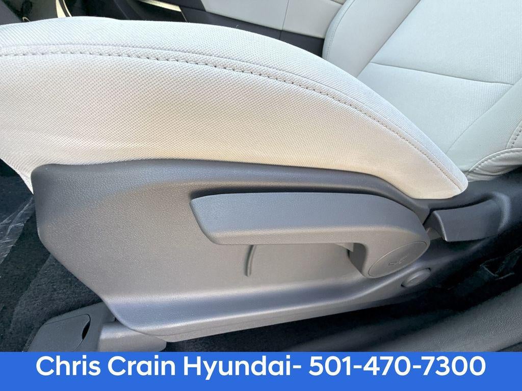 2026 Hyundai SANTA FE SE FWD