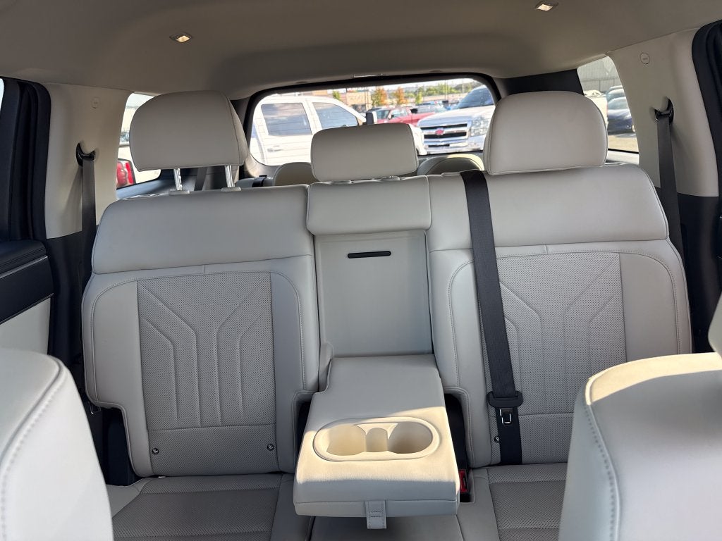 2024 Hyundai SANTA FE HYBRID SEL