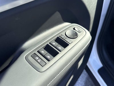 2027 Hyundai SANTA FE SEL FWD