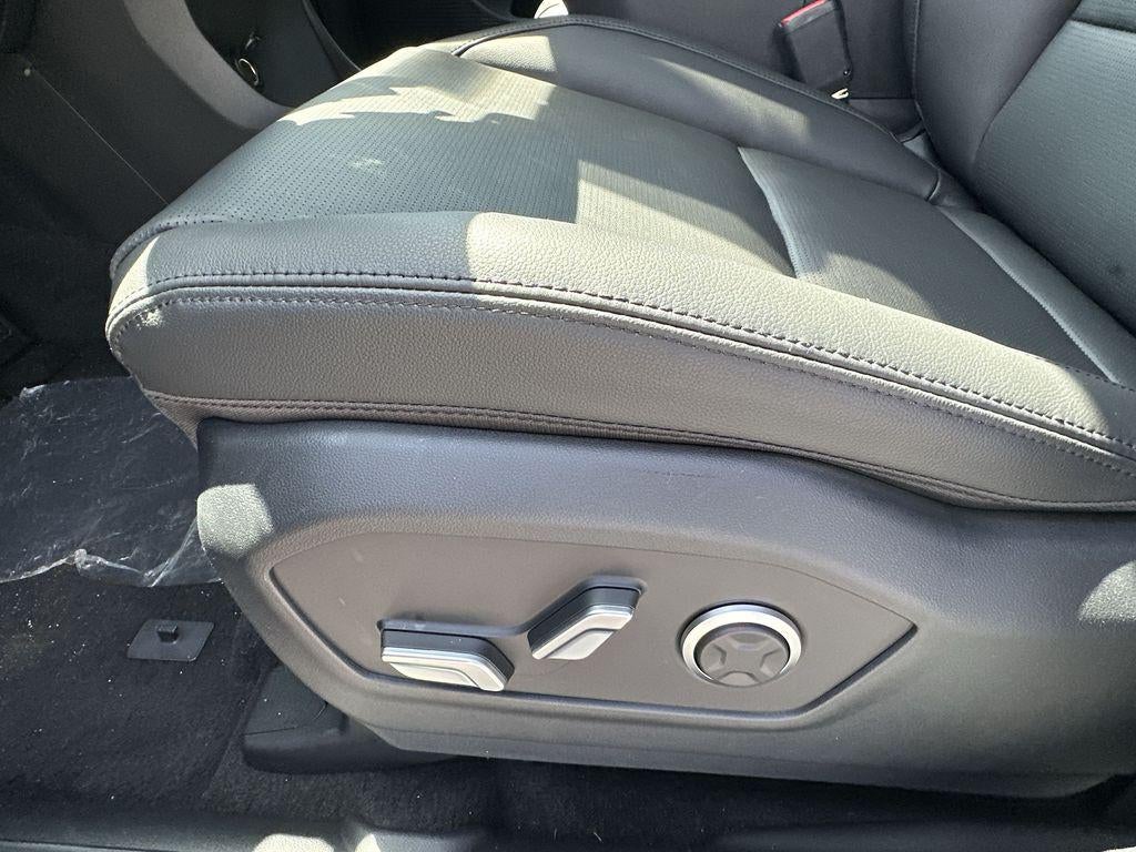 2025 Hyundai SANTA FE Limited AWD