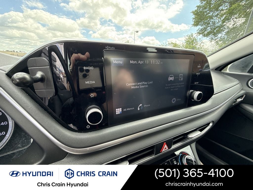 2022 Hyundai SONATA SE