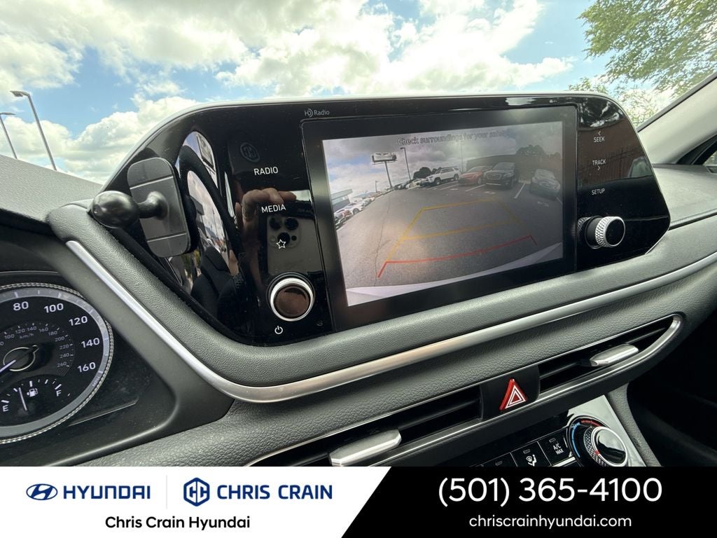 2022 Hyundai SONATA SE