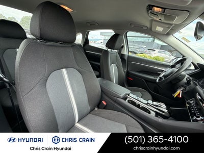 2022 Hyundai SONATA SE