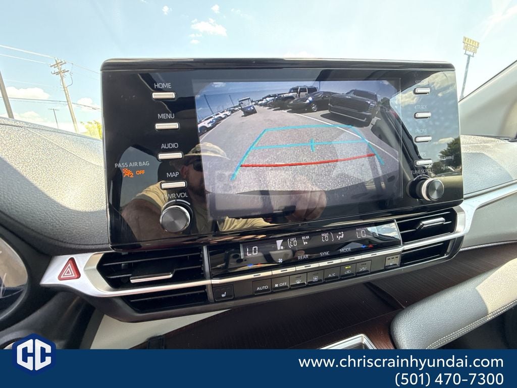 2024 Toyota Sienna XLE 8 Passenger