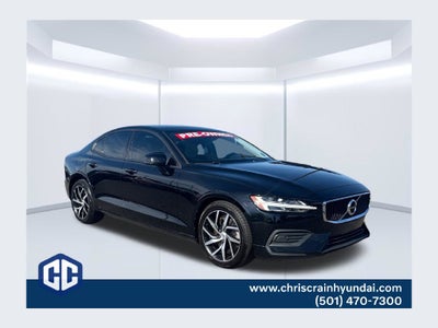 2020 Volvo S60 T6 Momentum