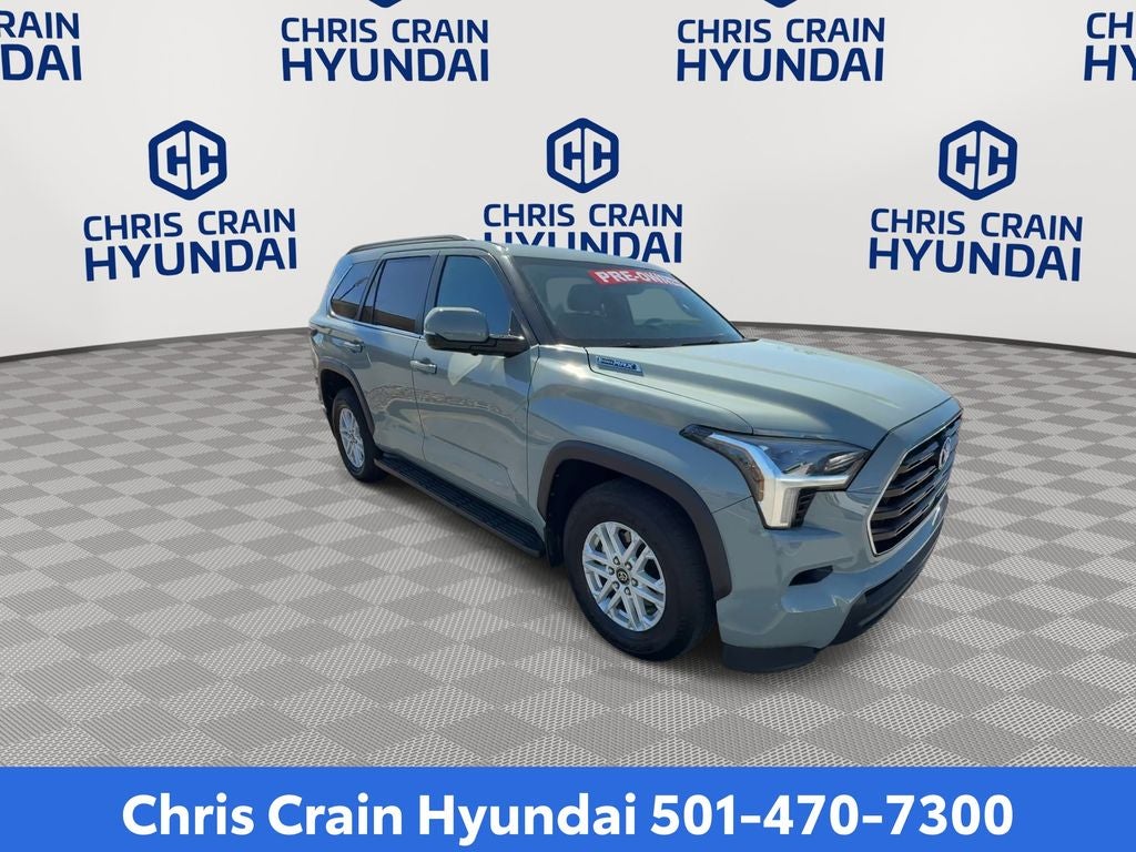 2025 Toyota Sequoia SR5