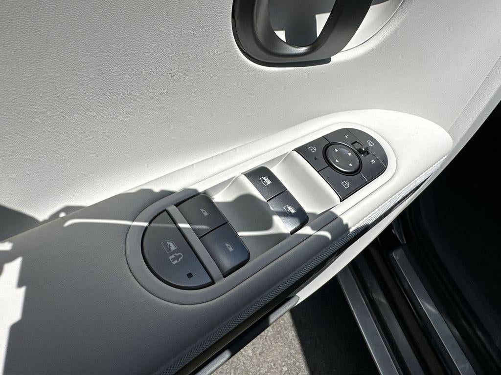 2025 Hyundai IONIQ 5 Limited