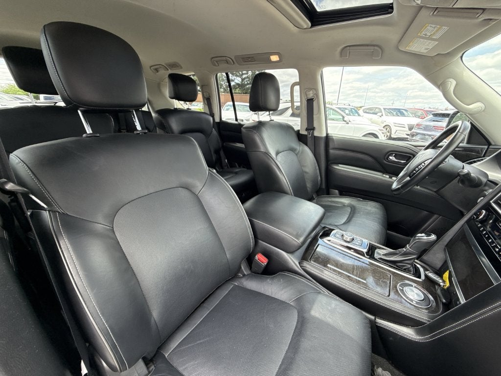 2024 INFINITI QX80 LUXE