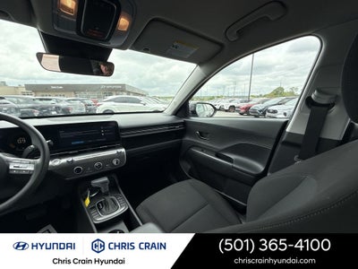 2025 Hyundai KONA SE