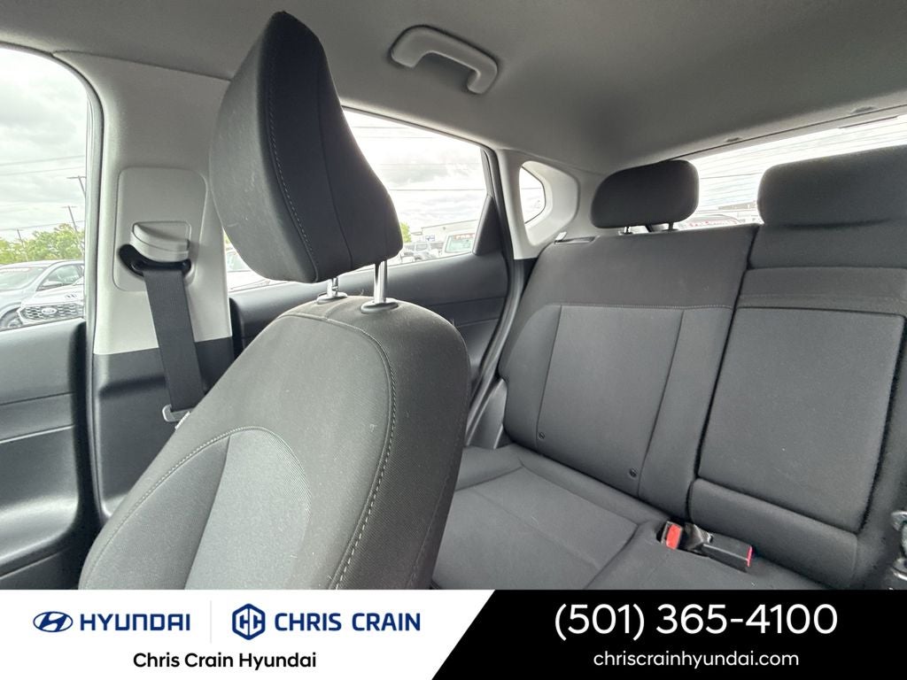 2025 Hyundai KONA SE