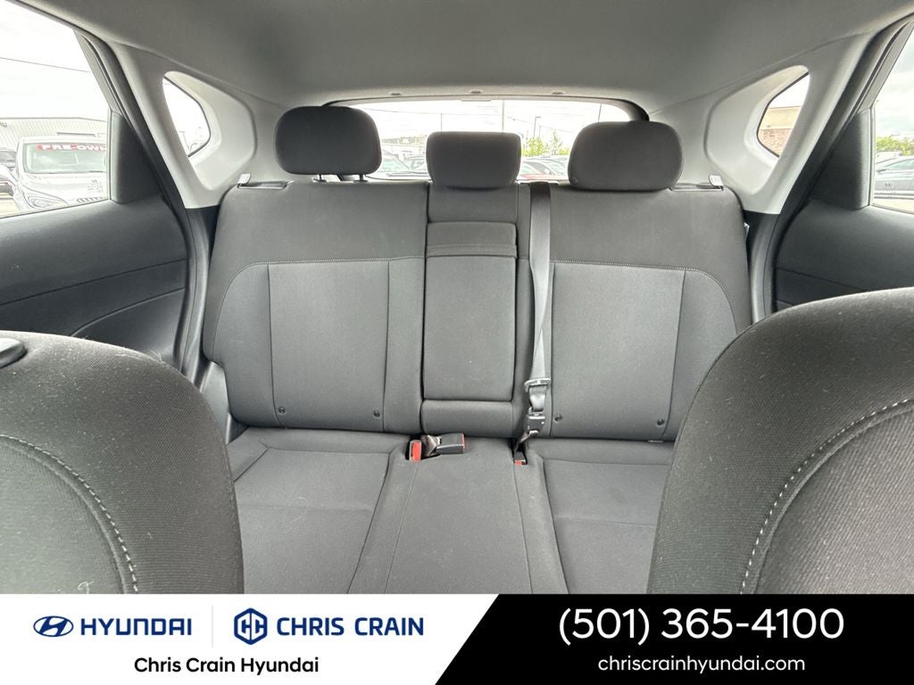 2025 Hyundai KONA SE