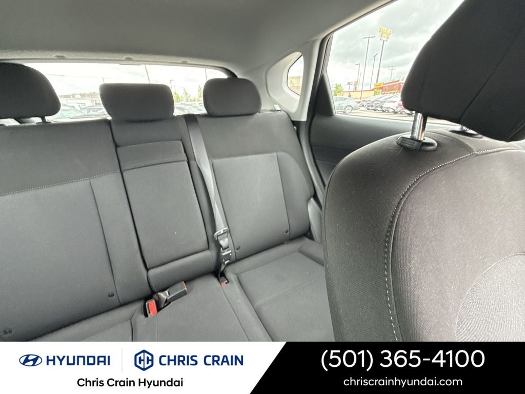 2025 Hyundai KONA SE