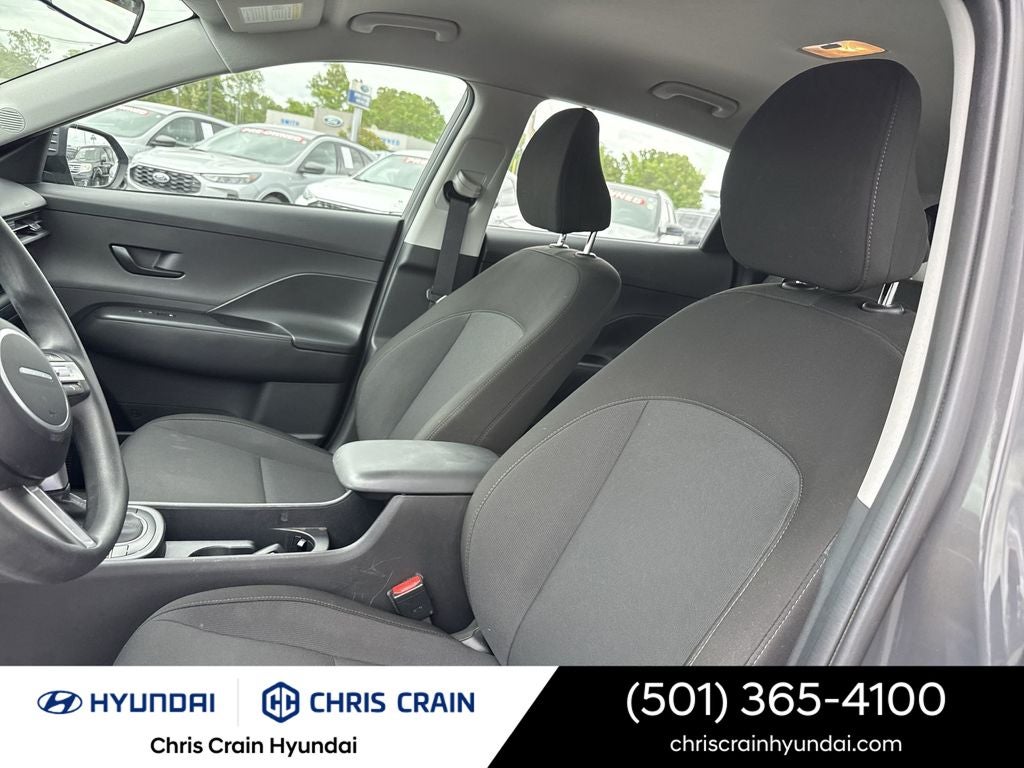 2025 Hyundai KONA SE