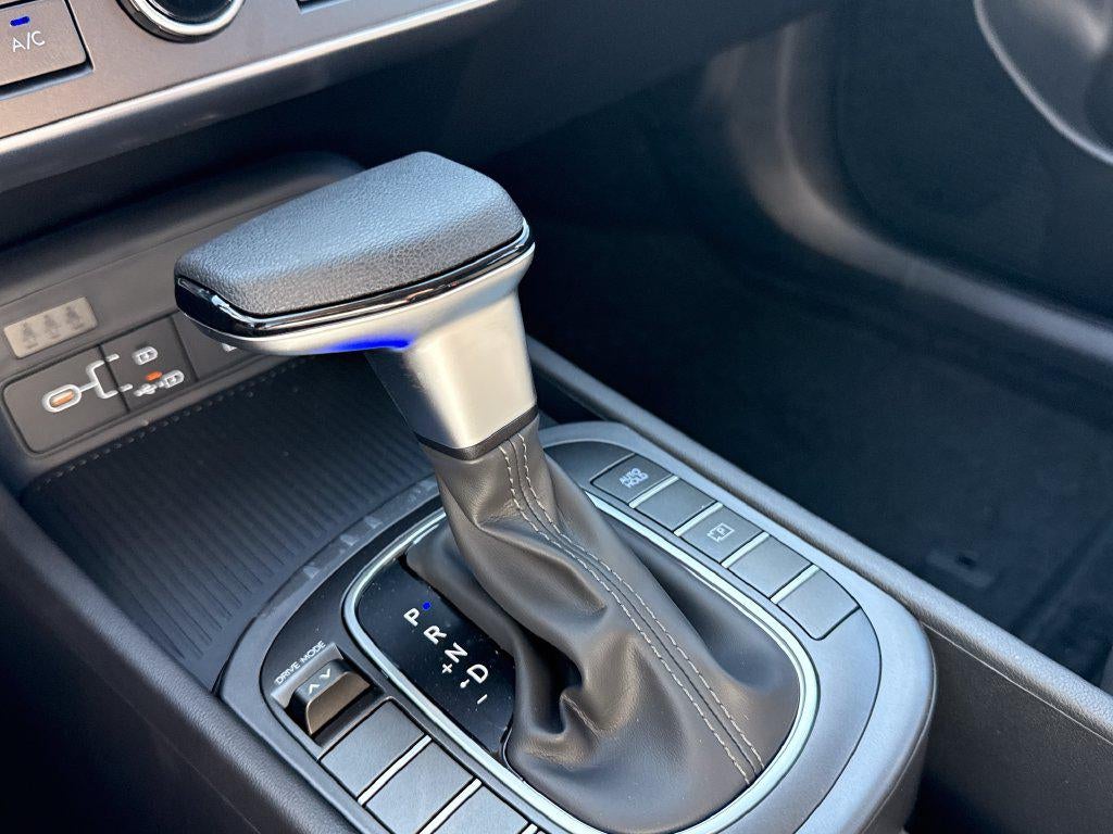 2027 Hyundai KONA SE FWD